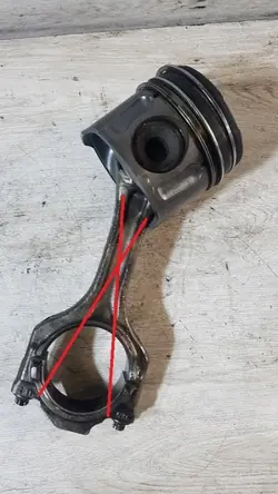 Pistón Motor OEM TŁOK TŁOKI SILNIKA MAN TGL D0834
