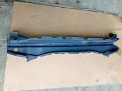 Etupuskimen Iskunvaimennin Vahvistus Volvo XC60 2013-