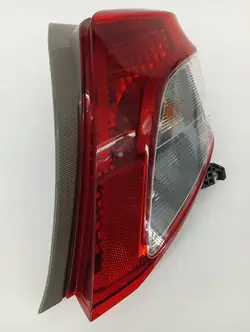 Farol Traseiro Direito Toyota Yaris III (2011-2020) OEM 5907911386511