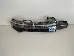 Sinal de Viragem Direito Espelho AUDI Q5 II 16- AUDI Q7 II 15- OEM