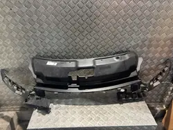 OEM 9810515477 Reforço Para-choques Dianteiro para Peugeot 208