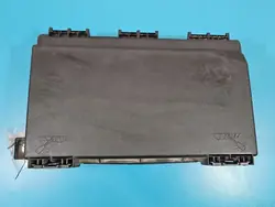 Caja de fusibles OEM 13206748 para Opel Zafira B