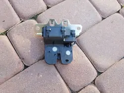 Baklucka Lås Opel Insignia 13253732