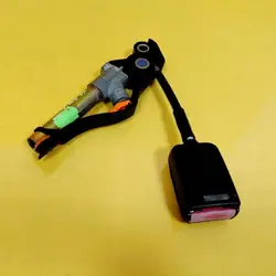 Höger fram säkerhetsbälteslås OEM DRC99468