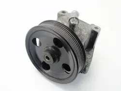 Pompe de direction OEM 7611332128 pour Focus Fiesta