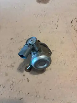 Pompa carburante alta pressione Porsche Macan (95B) 94611031561