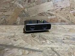 USB-uttag OEM 07357160900 för Fiat 500X