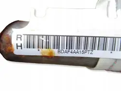 Rideau d'air Toyota Yaris OEM AZ537600F151 - Occasion