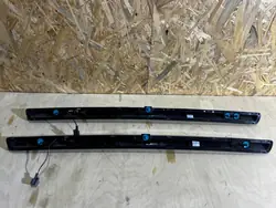 Luz LED Mercedes OEM A 447 820 0439 Usado