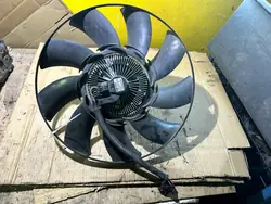 Ventilateur Pompe à Eau OEM 5H22-8600-HB pour Land Rover 3.6 TDV8