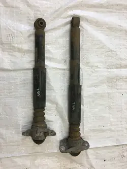 Takaiskujousi OEM AMORTYZATOR TYL SKODA SUPERB 2
