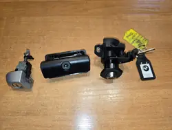 BMW 3 E92 Forro Cerradura Puerta OEM - Usado