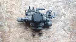 Mercedes Axor jarrunvoiman korjaajaventtiili OEM 4757210090
