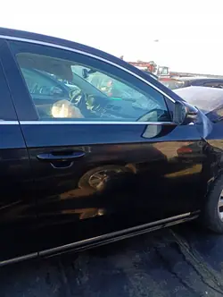 Oikea etuovi MM-1003-4 VW Passat B7 10-14
