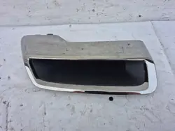 OEM 9811020877 Rechter Uitlaatattrap voor Peugeot 3008 II