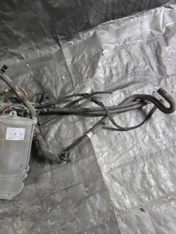Mercedes-Benz E (W213) Luchtveringcompressor A2133200004