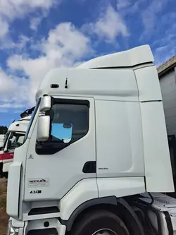 Komplette Kabine OEM KOMPLETNA RENAULT PREMIUM DXI