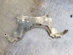 Motorträger OEM TOC49482 Vorne für Renault