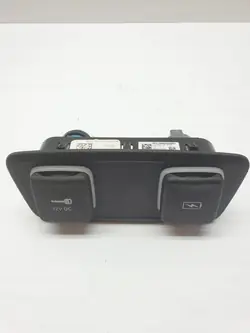USB-portti OEM AP51866DX9004 Chrysler Pacificalle