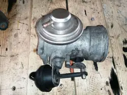 EGR-venttiili OEM 031408063 Skoda Octavia I 1.9L