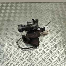 Turboahtim OEM A6511530394 Mercedes-Benz A-luokalle