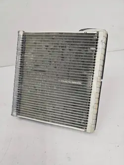 Évaporateur de climatisation Volkswagen PASSAT B8 CZ4475005211