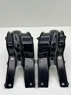 Mercedes SLK R172 Radiatorbevestiging Set OEM A1726260331