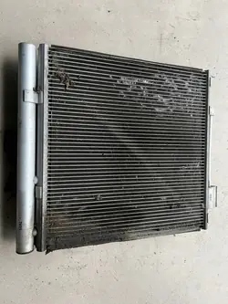 Oikea AC-jäähdytin Tesla Model S 6007613