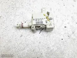 Centrallås Motor VW Passat 2001 3b0810773a