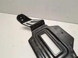 BMW X7 G07 Akunpidike OEM 6827076 - Käytetty
