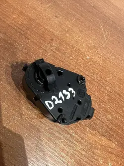 BMW D2133 fläktmotor för 5-serie E39 2002 bensin