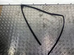 Joint de vitre avant OEM FBZ17085 - Subaru XV 2019