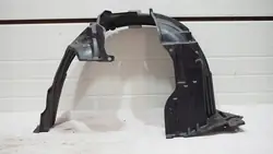 Nissan Micra 2005 Etuvasen Lokasuoja OEM