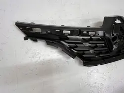 Renault Captur II Radiator Grille OE 623105565R