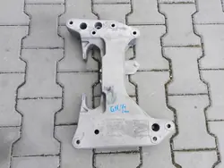 BMW 7 G11 G12 2018 Soporte Caja Cambios OEM 51384310