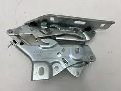 Dobradiça do Capô Audi A4 B9 8W Esquerda Dianteira OEM 8W0823301