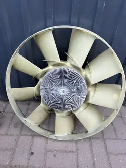 OEM 5802467270 Tuuletin Iveco Stralis S-Way:lle