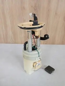 BRANDSTOFPOMP MERCEDES B-KLASA W245 LIFT 1.5 BENZ A1694701694