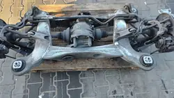 Poutre suspension arrière Mercedes S W222 OEM 2223505402