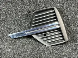 Grille de pare-chocs Volvo XC60 21- OEM 32234952
