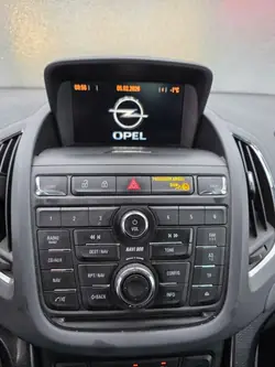 Kit Rádio Navi 900 OPEL ZAFIRA C com Ecrã e Moldura