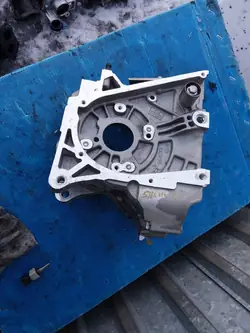 Base Pompe Injection Alfa Romeo Stelvio OEM 55284373