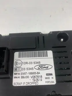Ordinateur de bord Ford Kuga II OEM EM5T18B955BA