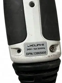 Prise de charge Mercedes EQE V295 OEM 13965800