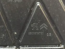 Peugeot 308 II T9 Batteridatorhus