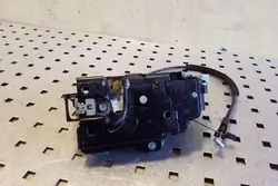 Linke vordere Türschloss SKODA OCTAVIA II 3D2837016S