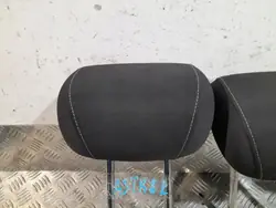 Päätuki Taka Keskellä Opel Astra K 14-22 OEM