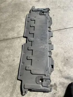 Tampa motor OEM 13423601 para Opel Astra K 1.4L