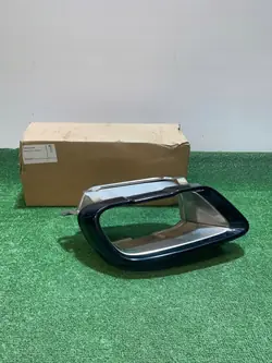 Uitlaateindstuk linkerkant BMW X7 G07 OEM 5A5C8E601