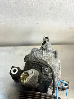 Compresseur Climatisation OEM 926002090R A4538307000 Renault